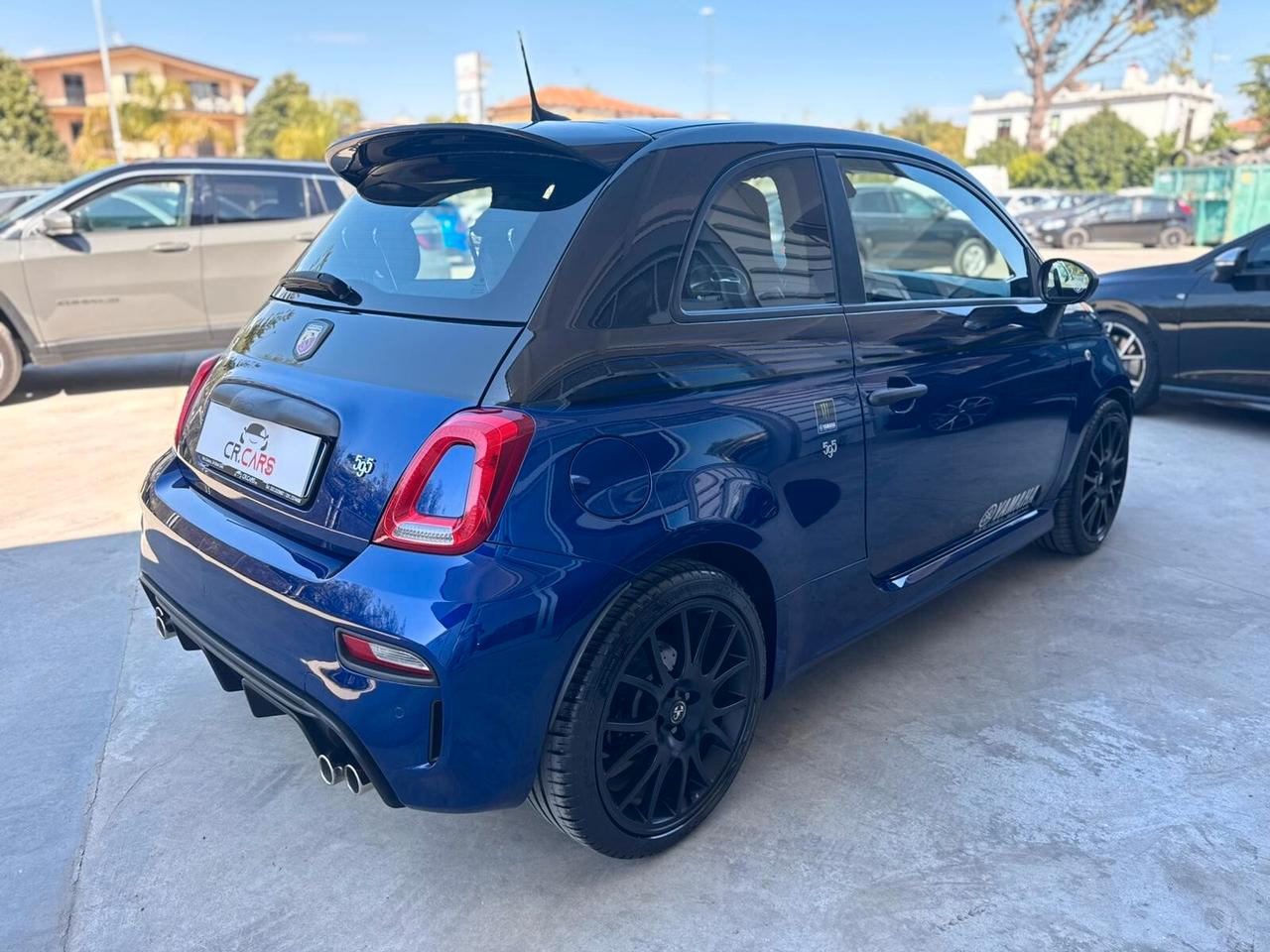 Abarth 595 1.4 Turbo T-Jet 165 CV Monster Energy Yamaha