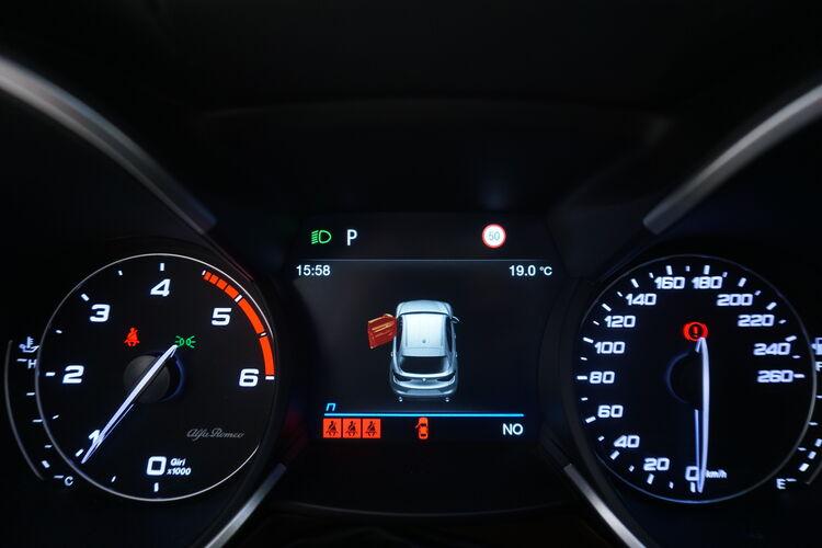 Alfa Romeo Stelvio TI Q4 AT8 BR345608 2.1 Diesel 190CV