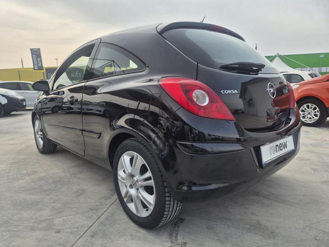 Opel Corsa 1.2 3 porte Sport