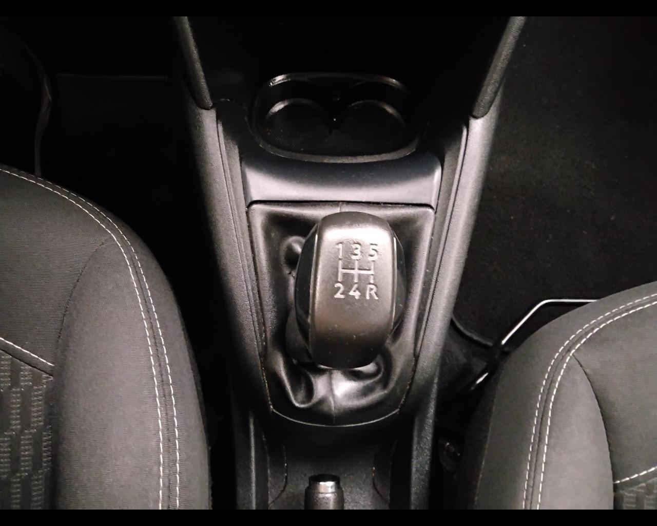 PEUGEOT 208 I 2015 - 208 5p 1.2 puretech Active s&s 82cv neopatentat