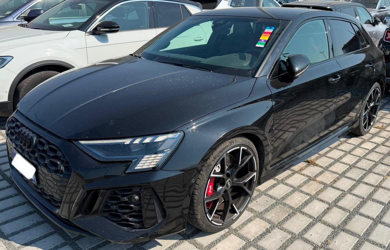 Audi RS3 Sportback 2.5 tfsi quattro s-tronic