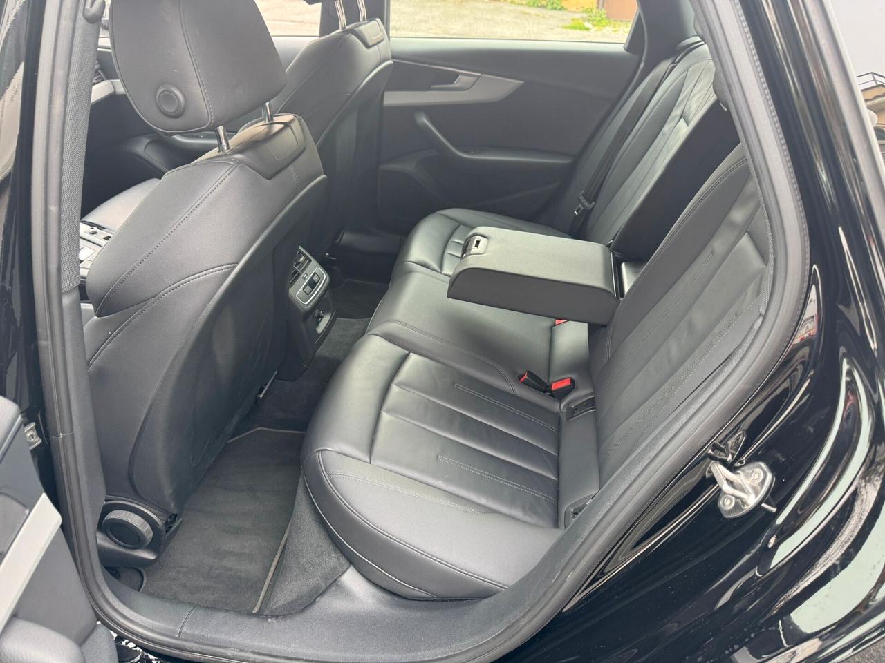 Audi A4 allroad 40 TDI 204 CV S tronic Identity Contrast