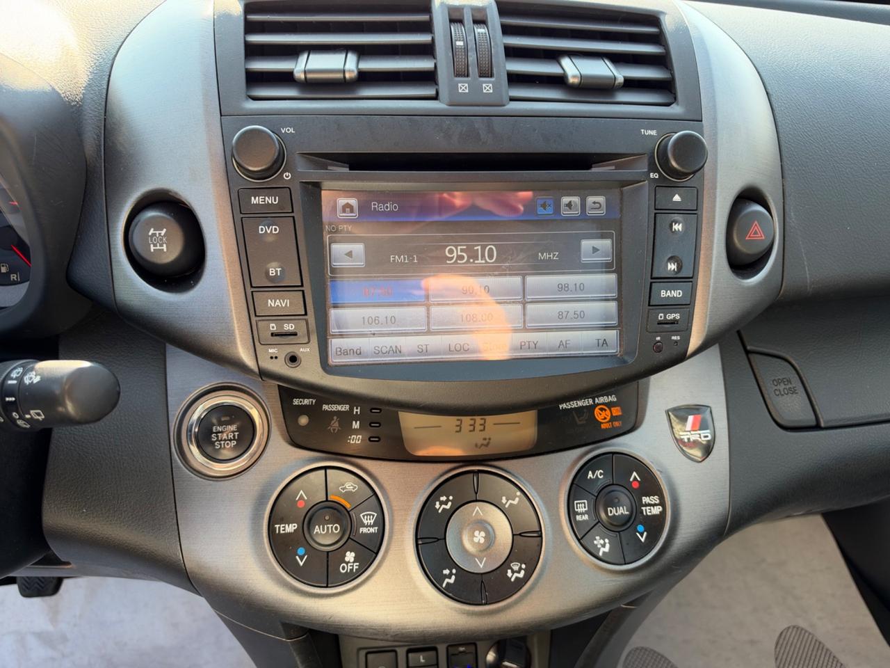 Toyota RAV 4 RAV4 2.2 D-4D 150 CV DPF Luxury