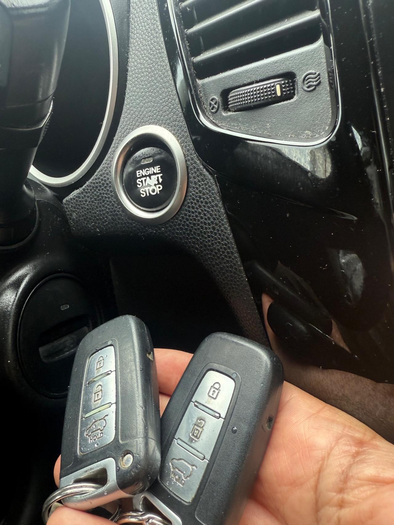 Kia Venga 1.6 CRDi DIESEL FULL OPT POCHI KM NEOPATE
