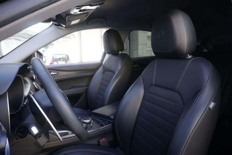 Alfa Romeo Stelvio Alfa Romeo Stelvio 2.2 Turbodiesel 210 CV AT8 Q4 Executive 154KW ANNO 2019