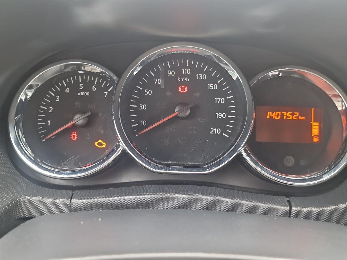 DACIA DUSTER 1.6 LAUREATE