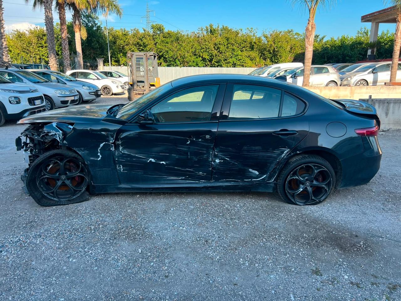 Alfa Romeo Giulia 2.0 Turbo 280 CV AT8 Veloce