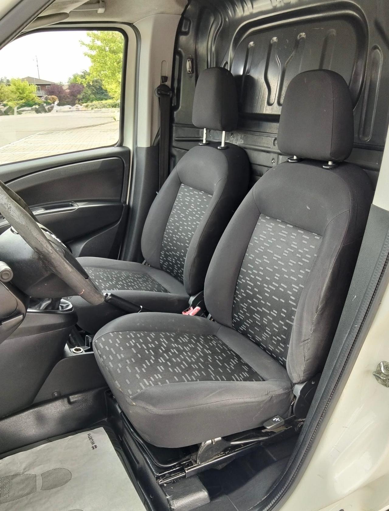 Opel Combo 1.6 CDTI 105CV PL-TN Van (1000kg)*Clima*Aux