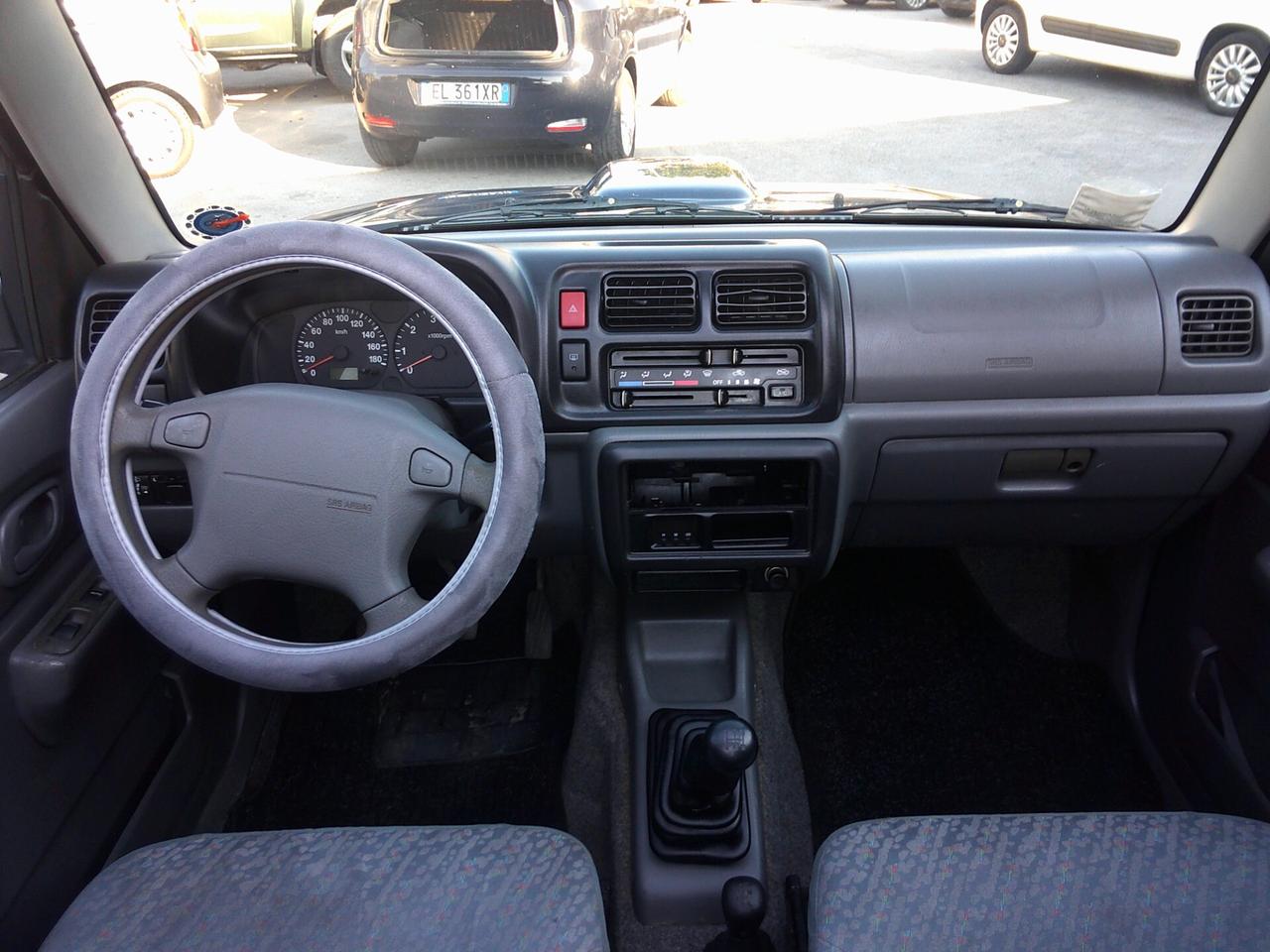 Suzuki Jimny 1.5 DDiS cat 4WD CABRIO 05