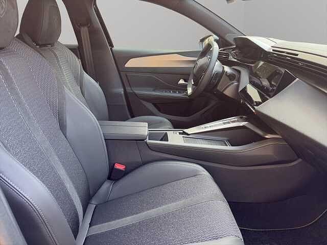 Peugeot 308 Hybrid 145 e-DCS6 GT