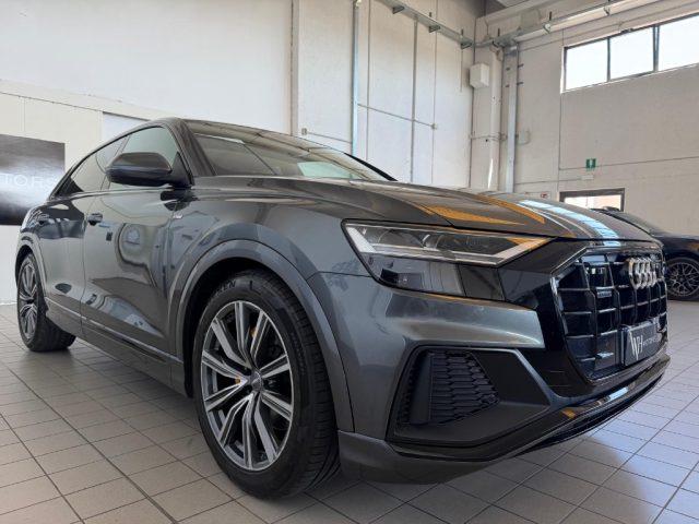 AUDI Q8 50 TDI 286 CV quattro tiptronic S LINE //TETTO//