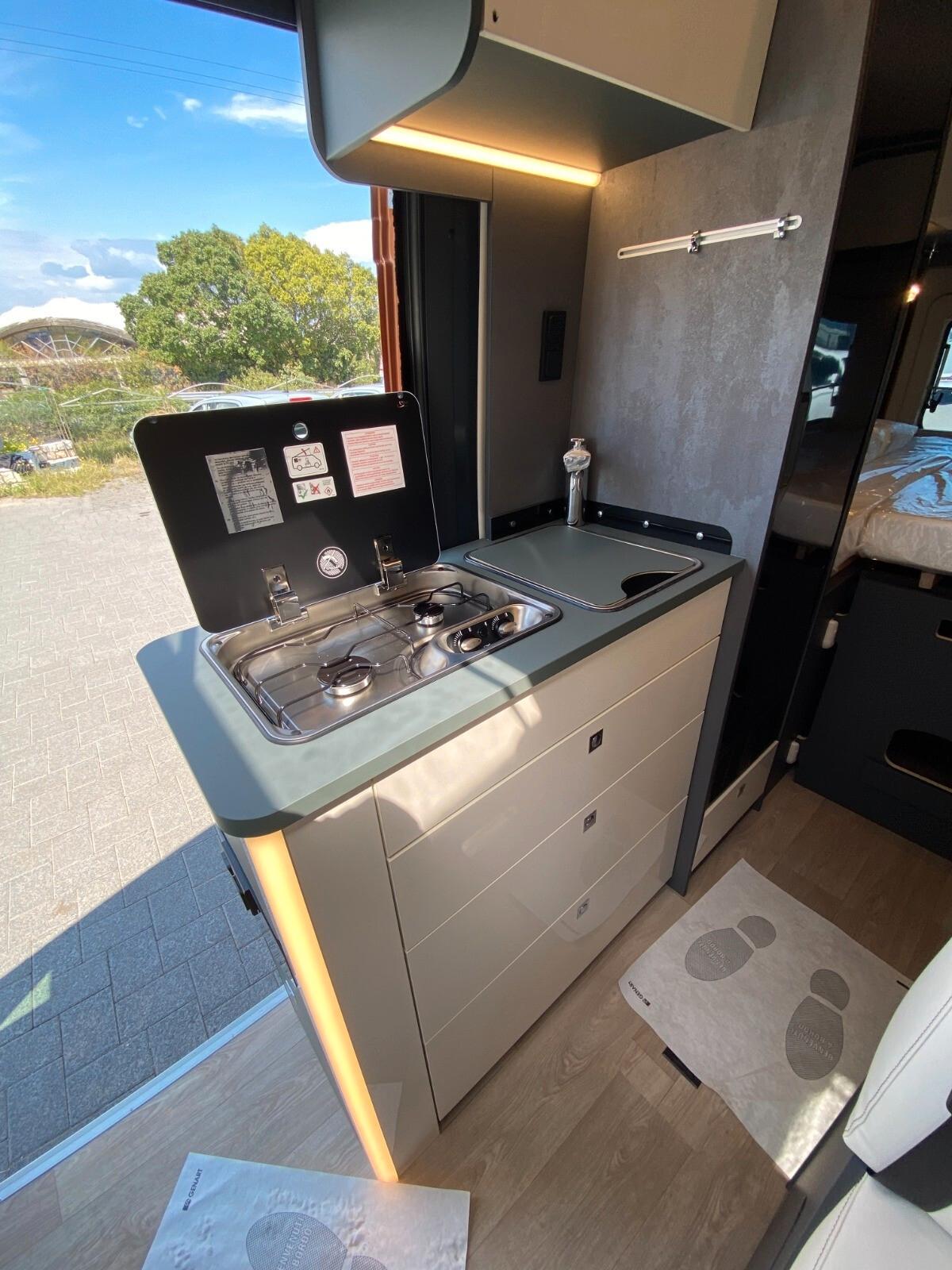 Laika Kosmo Supremo Arancio Sicilia tetto sollevabile