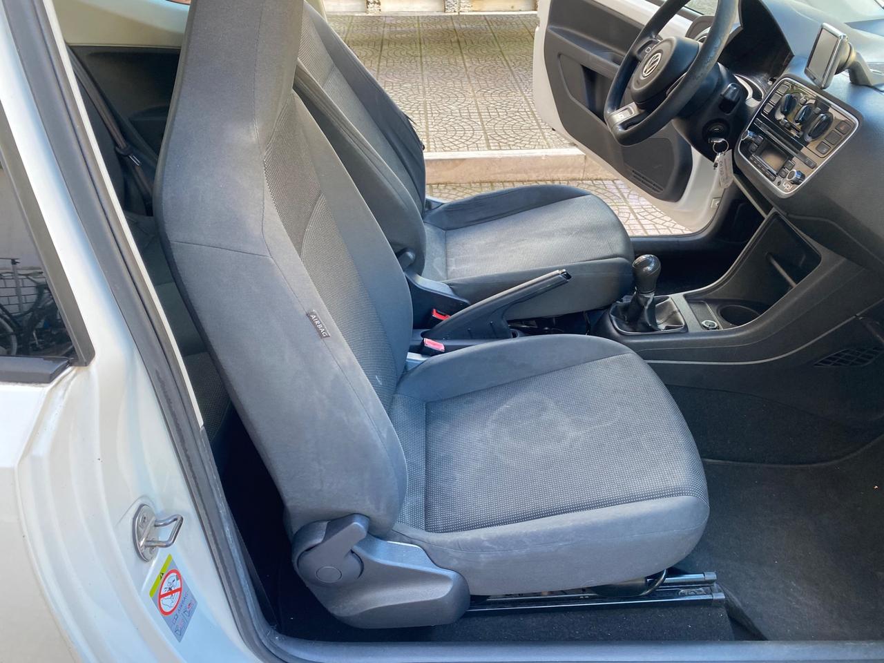 Volkswagen up! 1.0 3p. take