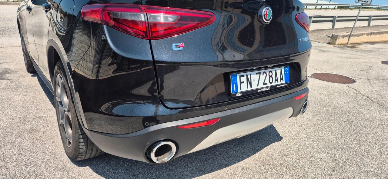 Alfa Romeo Stelvio 2.2 Turbodiesel 210 CV AT8 Q4 Executive