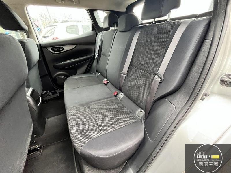Nissan Qashqai Qashqai 1.2 DIG-T Acenta