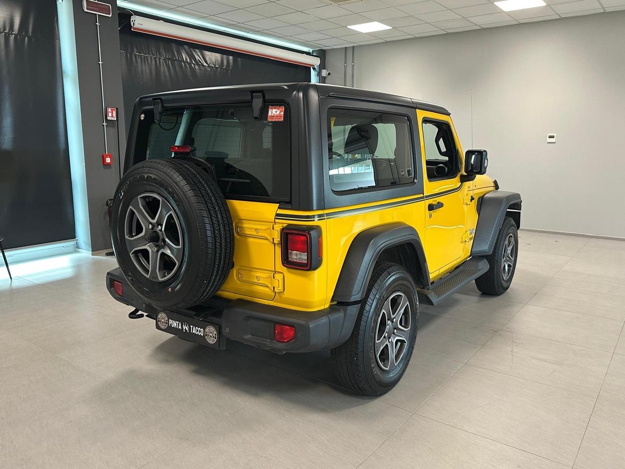 Jeep Wrangler 2.2 Mjt II Sport