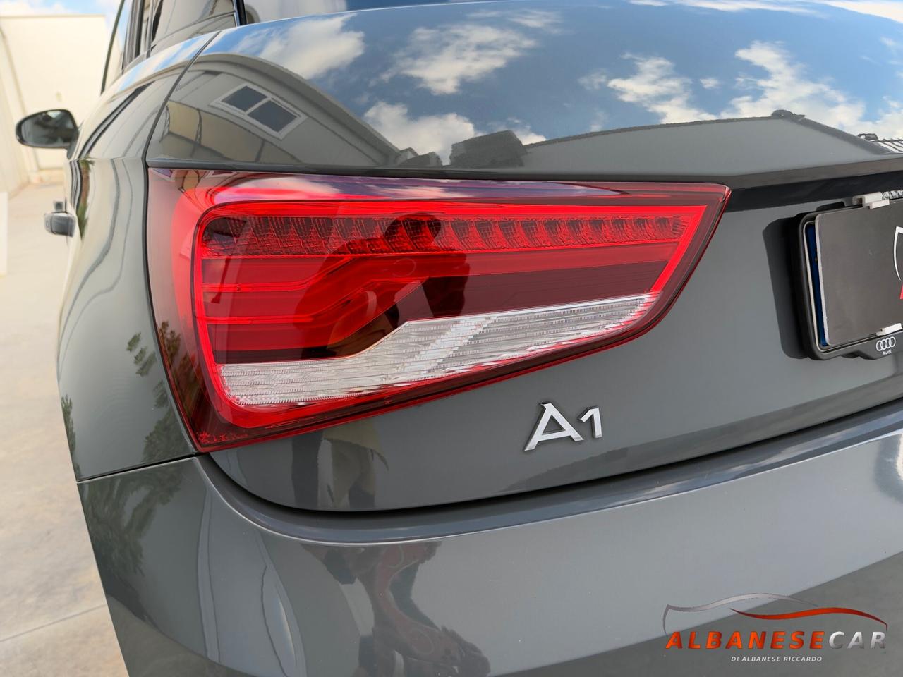 Audi A1 SPB 1.4 TDI S line (90 cv)