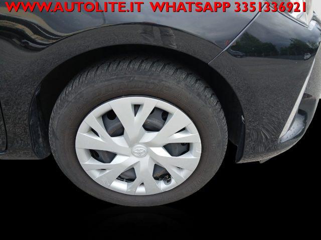 TOYOTA Yaris 1.5 Hybrid 5 porte Business