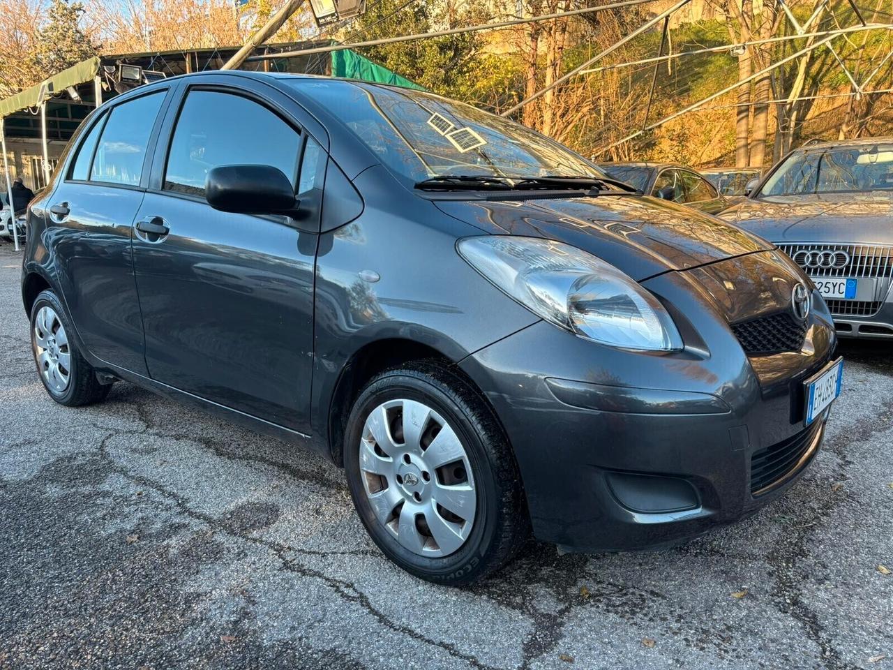 Toyota Yaris 1.0 - 5 porte Now ok Neopatentati