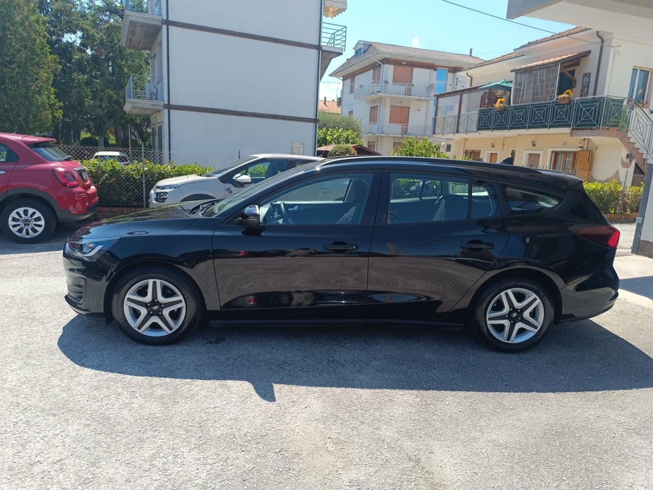 FORD FOCUS SW 1.5 ECO BLUE BUSINESS 120 cv -PROMO AGOSTO GA FIN&SAFE-