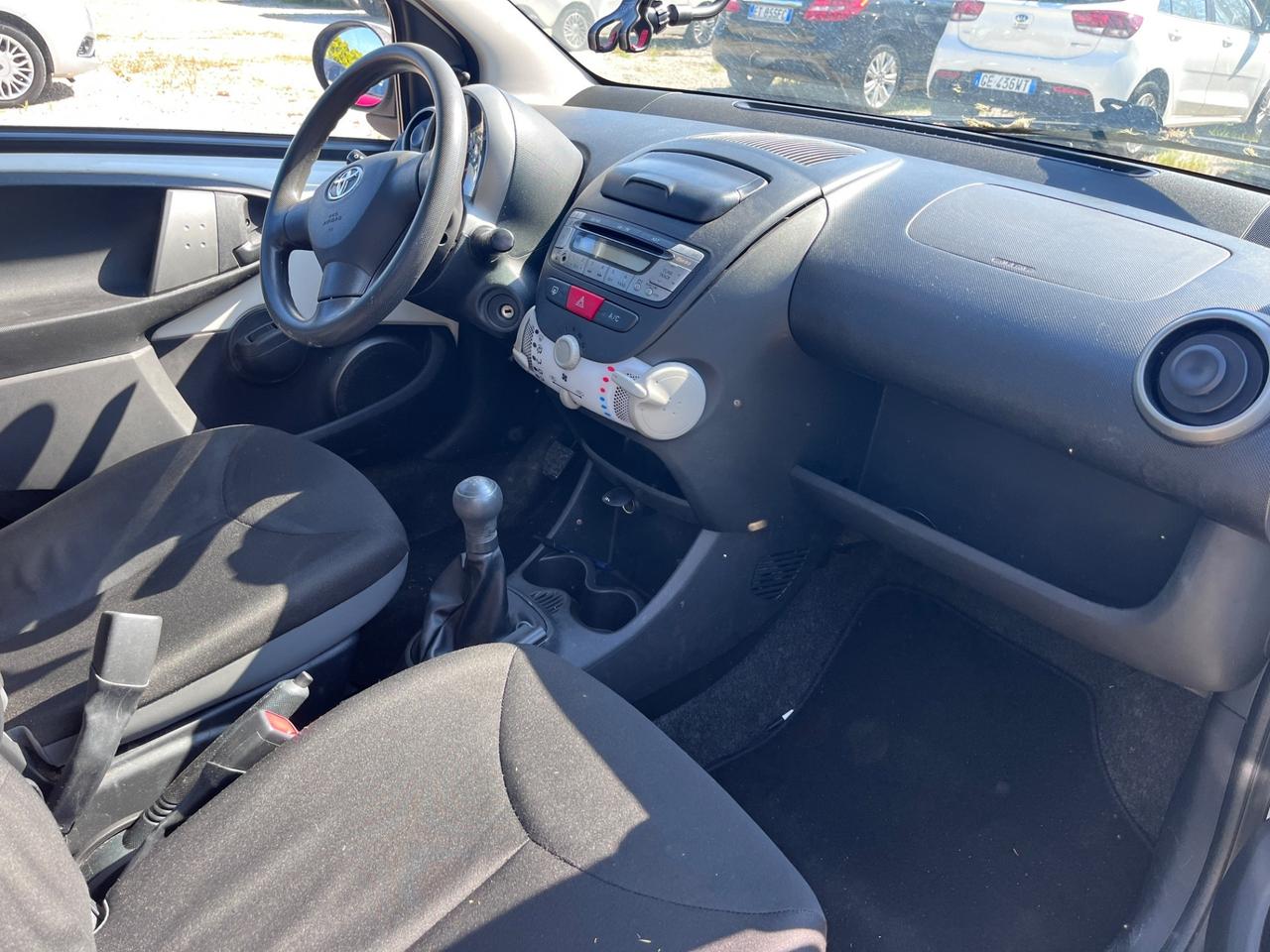 Toyota Aygo 1.0 12V VVT-i 5 porte Lounge