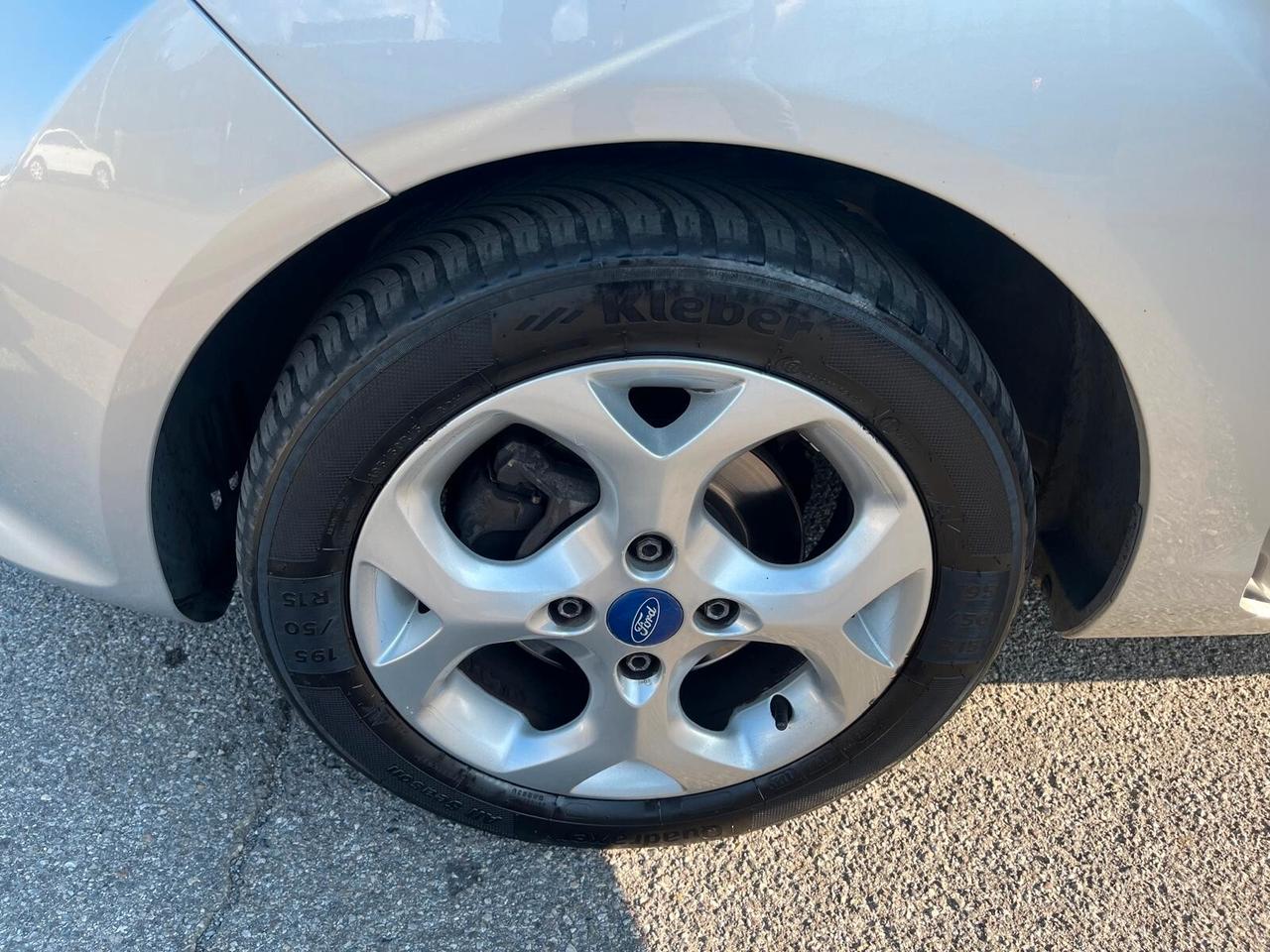 Ford Fiesta Ikon 1.4 TDCi 70CV 5 porte