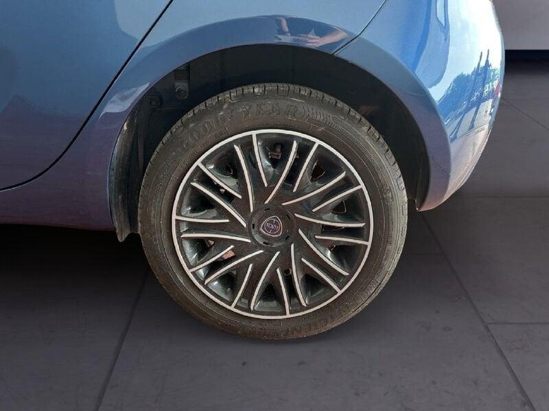 Lancia Ypsilon III 2021 1.0 firefly hybrid Gold s&s 70cv