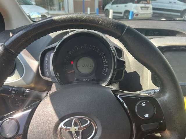 Toyota Aygo Aygo II 2014 5p 1.0 x-play