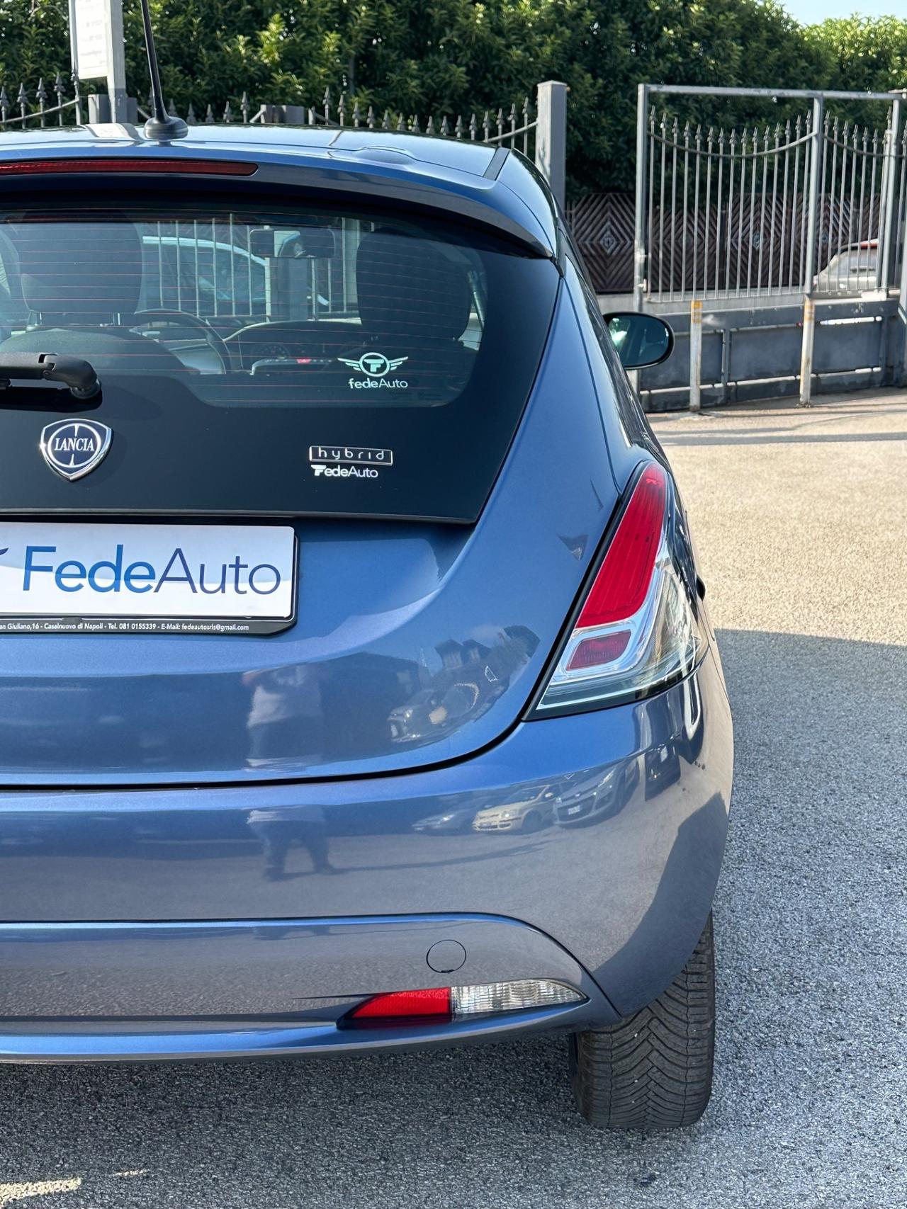 Lancia Ypsilon 1.0 S&S Hybrid Ecochic Gold 2021