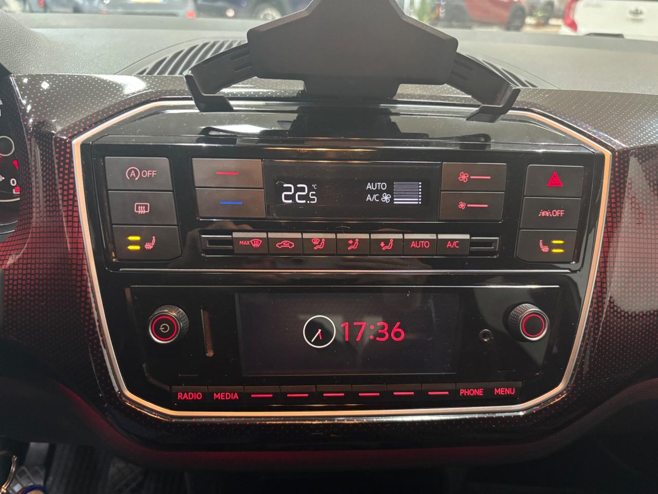 Volkswagen up! 1.0 TSI 5p. GTI BlueMotion Technology