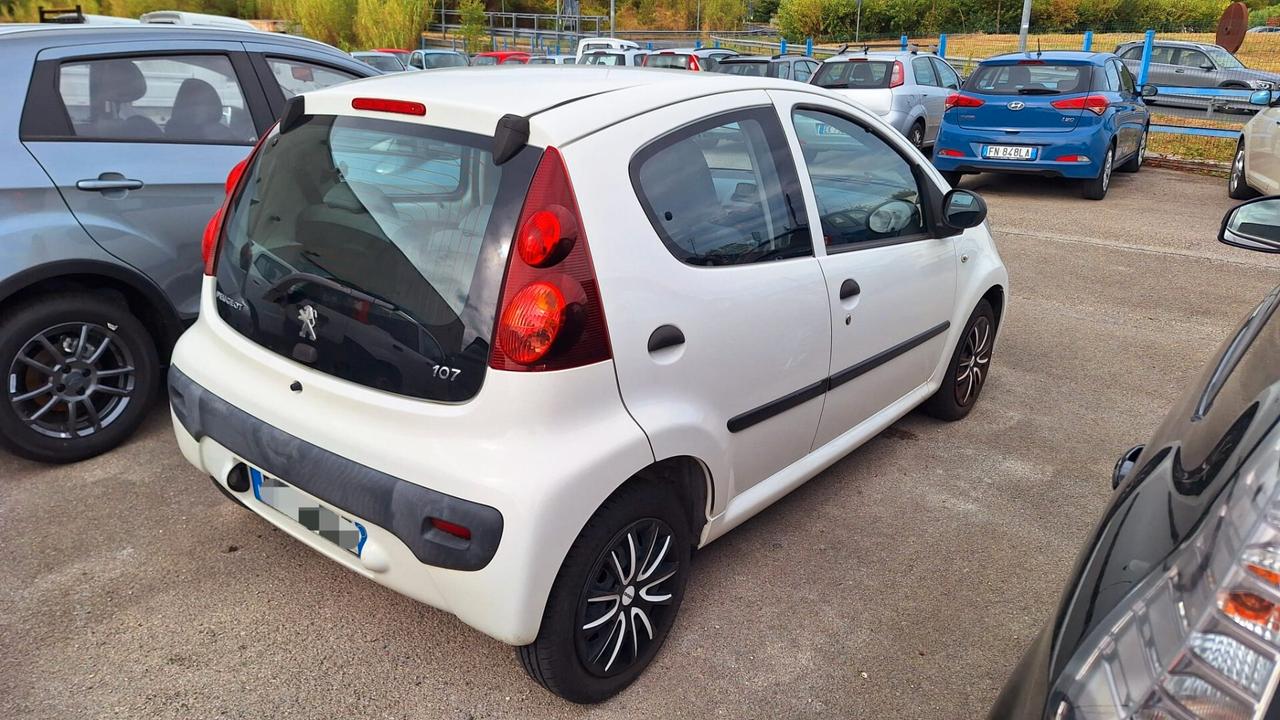 Peugeot 107 1.0 5p. NEOPATENTATI