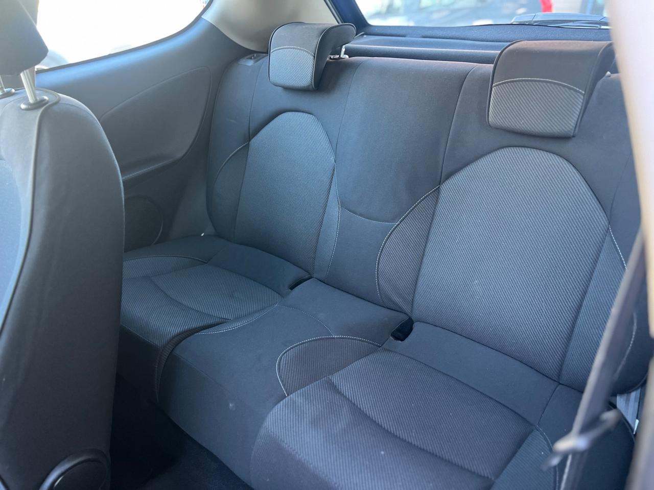 Alfa Romeo MiTo 1.3 JTDm-2 95 CV S&S Distinctive Sport Pack