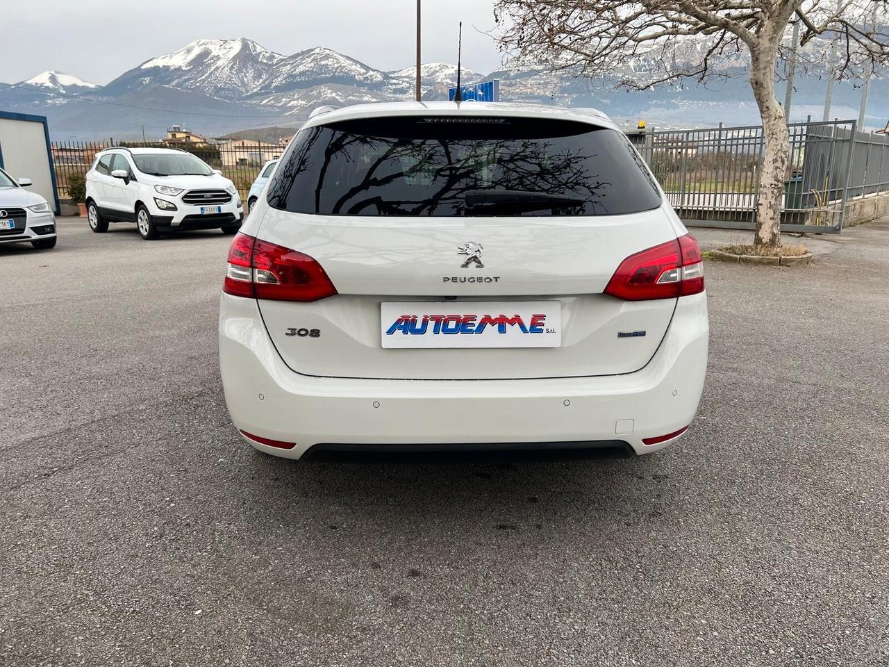 Peugeot 308 BlueHDi 120 S&S SW Allure