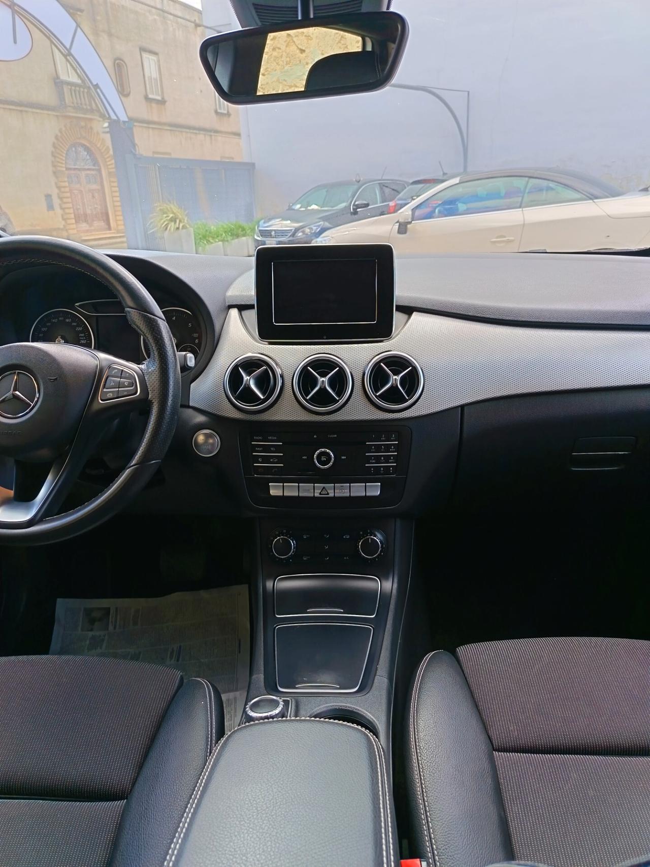 Mercedes-benz B 200 d Automatic 4Matic Executive