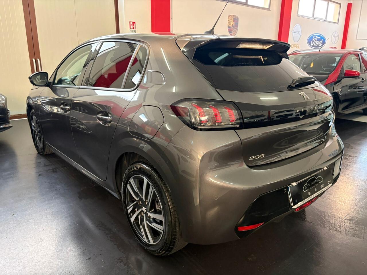 Peugeot 208 PureTech 100Cv Stop&Start 5 porte Allure