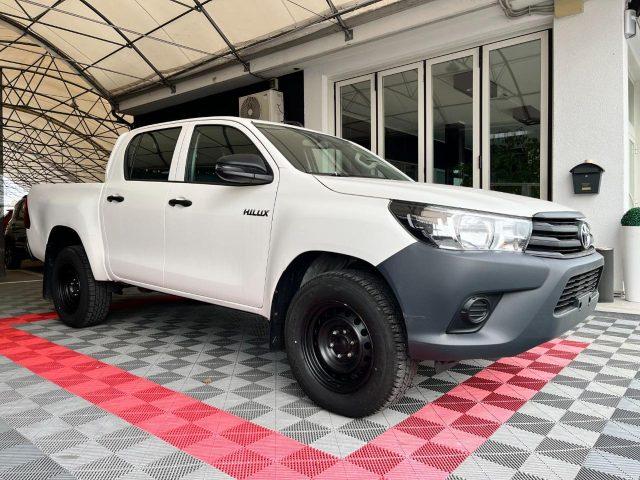 TOYOTA Hilux 2.4 D-4D 4WD 4 porte Double Cab Comfort