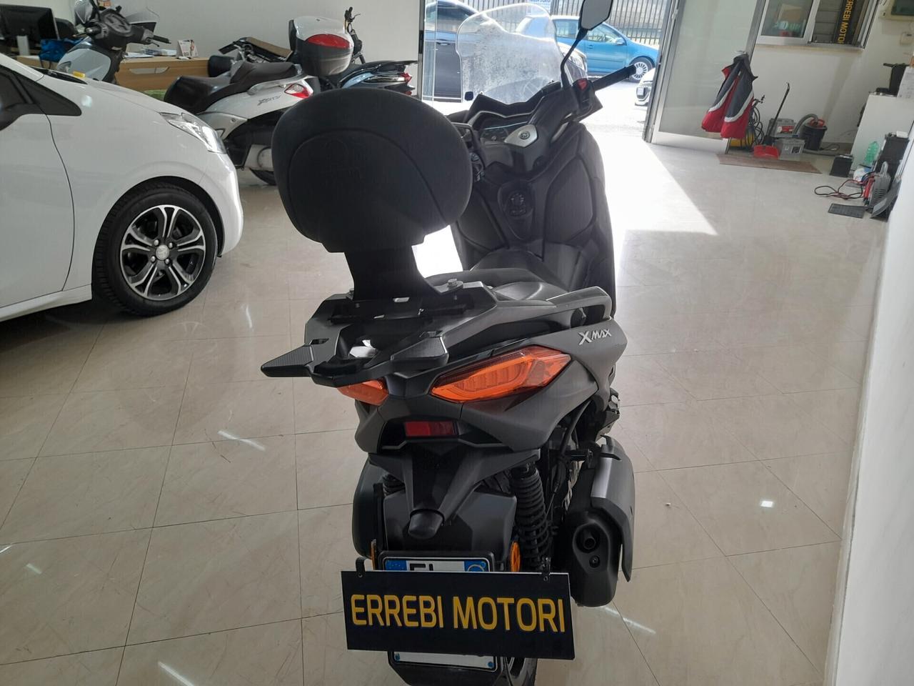 Yamaha X-Max 300 sport fulled