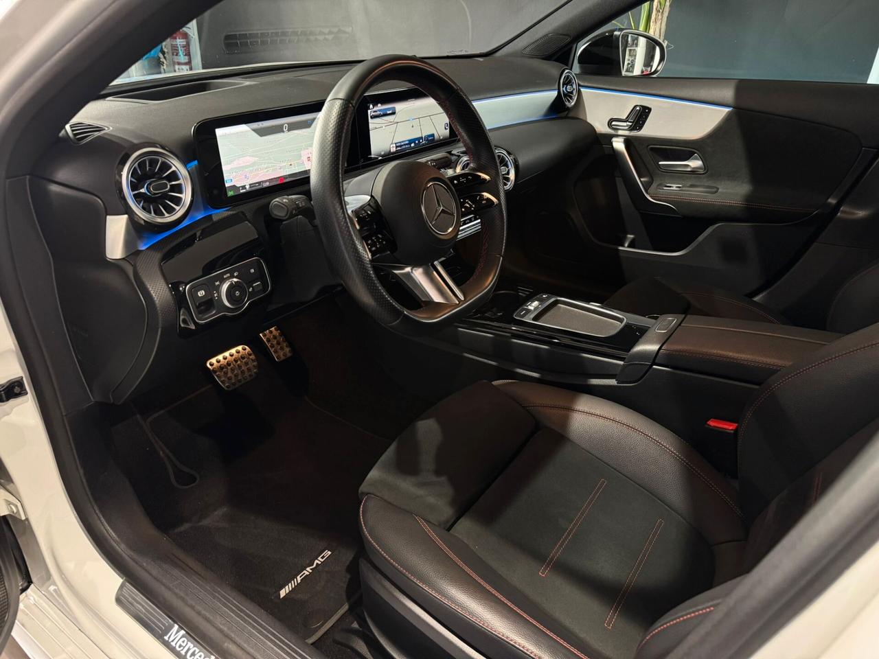 Mercedes-benz A 180 d Automatic Premium AMG Night Edition