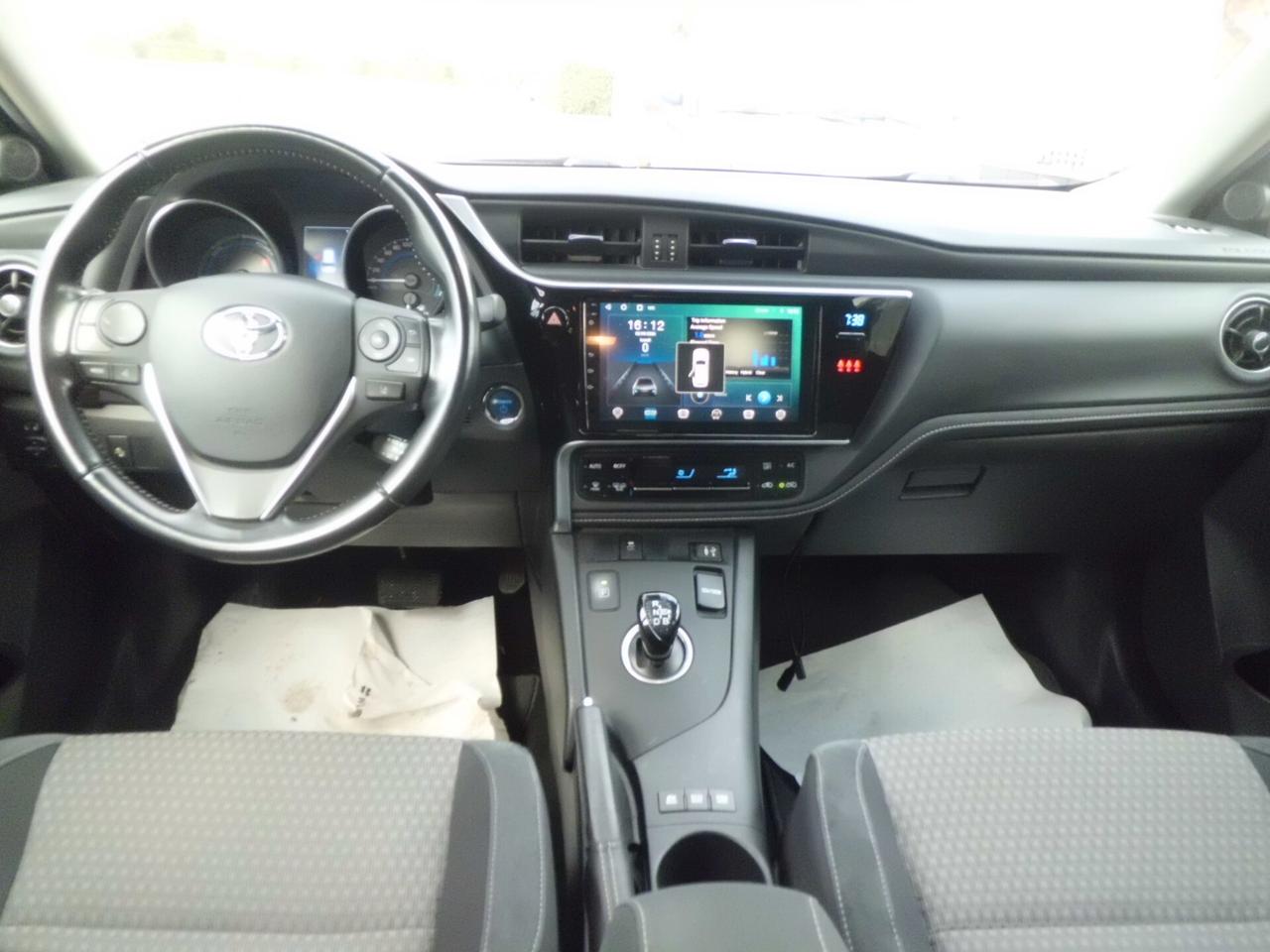 Toyota Auris Touring Sports 1.8 Hybrid Active