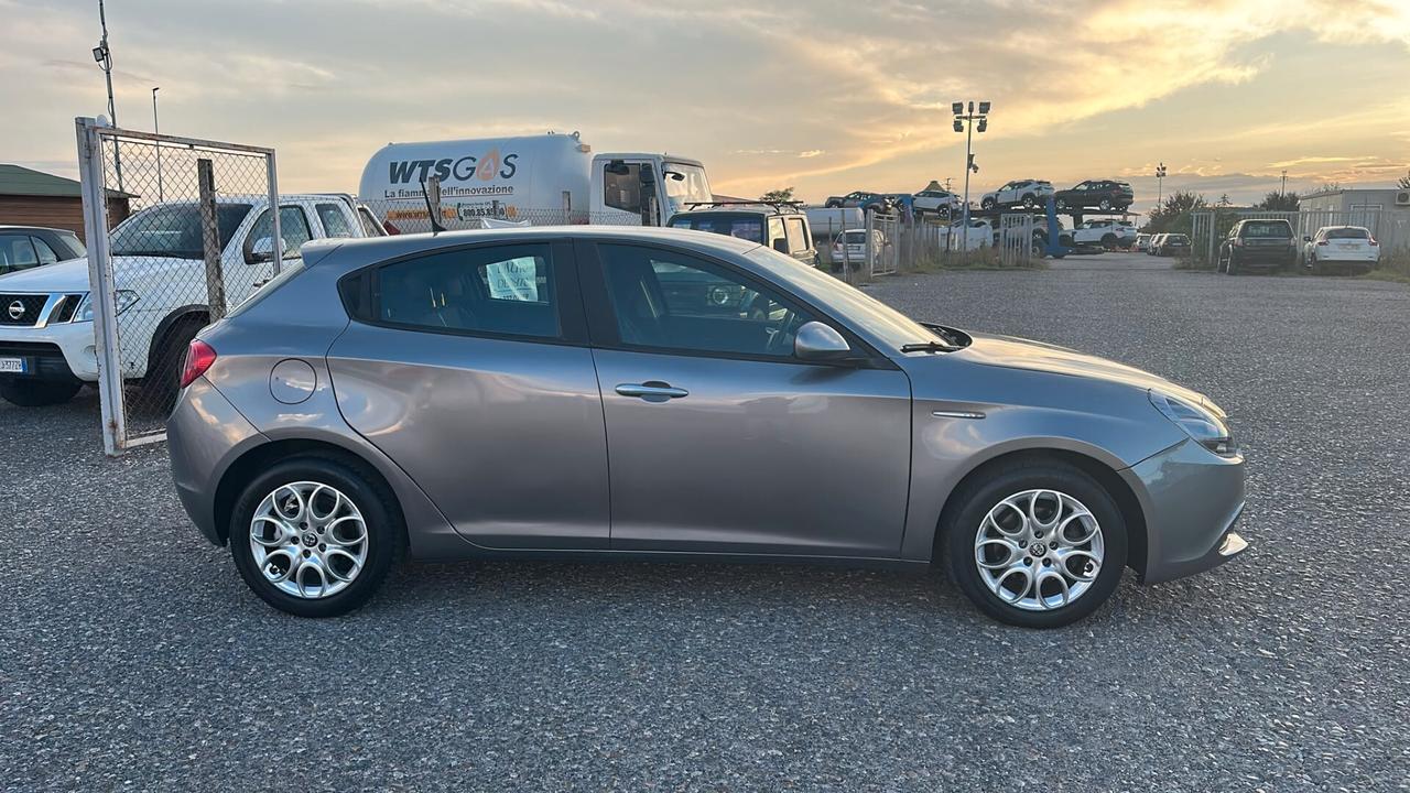 Alfa Romeo Giulietta 1.6 JTDm TCT 120 CV Super