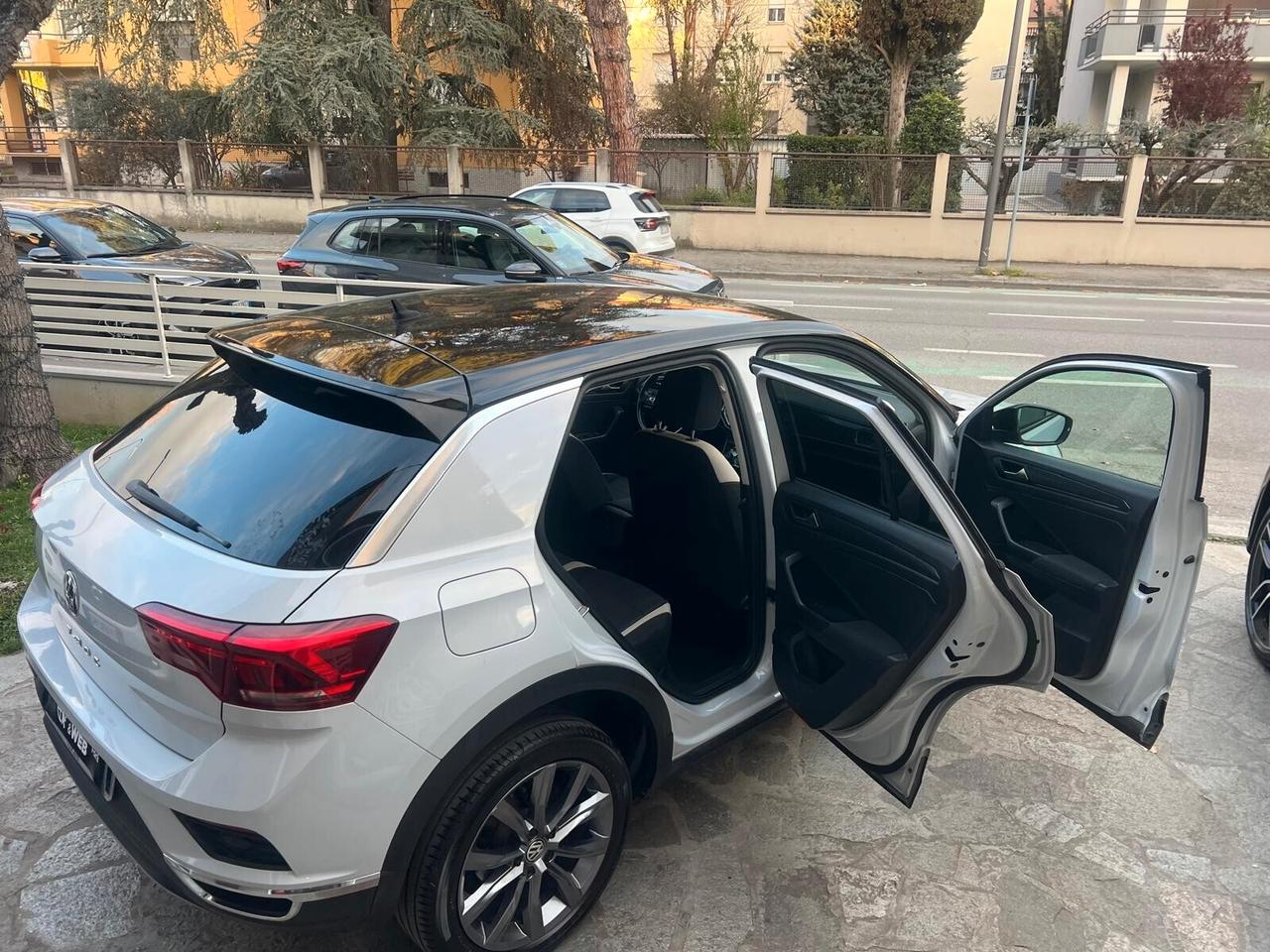 VW T-Roc 2.0 TDI SCR 150cv DSG ADVANCED BlueM. TECH