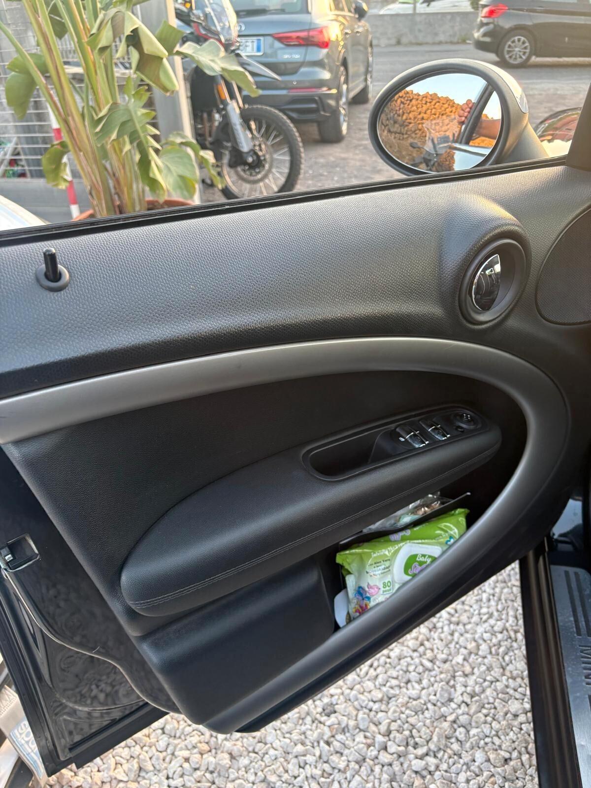 Mini Cooper D Countryman Tua A SOLI 140€