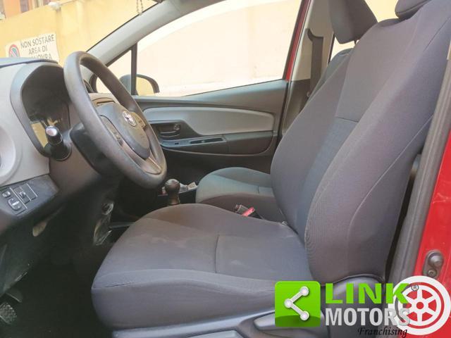 TOYOTA Yaris 1.0 5 porte Active 51 kw NEOPATENTATI