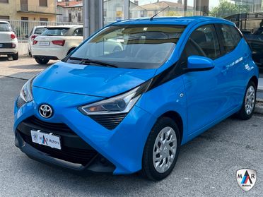 Toyota Aygo Connect 1.0 VVT-i 72 CV 5 porte x-clusiv