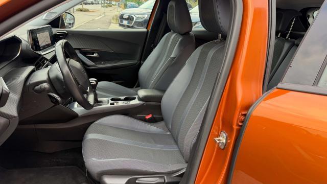 Peugeot 2008 II 1.5 bluehdi Allure Navi Pack s
