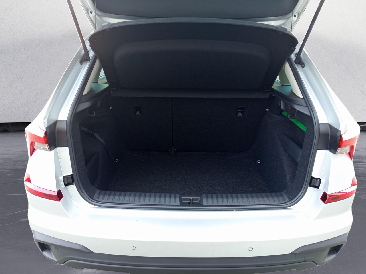 SKODA Kamiq Black Dots 1,0 TSI 85 kW (115 CV) 6 marce - manuale