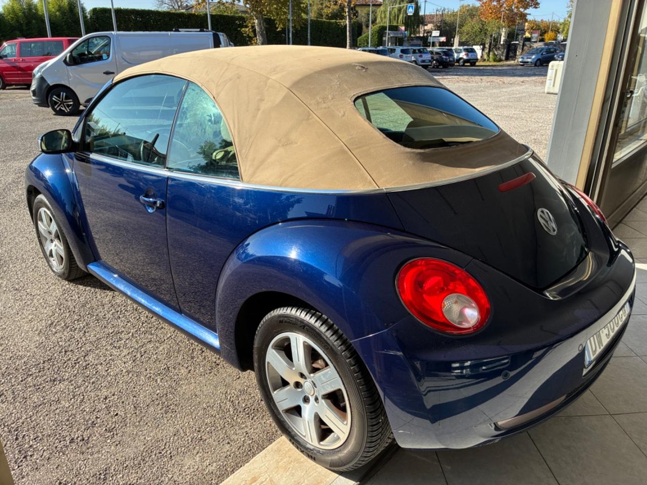 Volkswagen New Beetle 1.6 Cabrio GPL