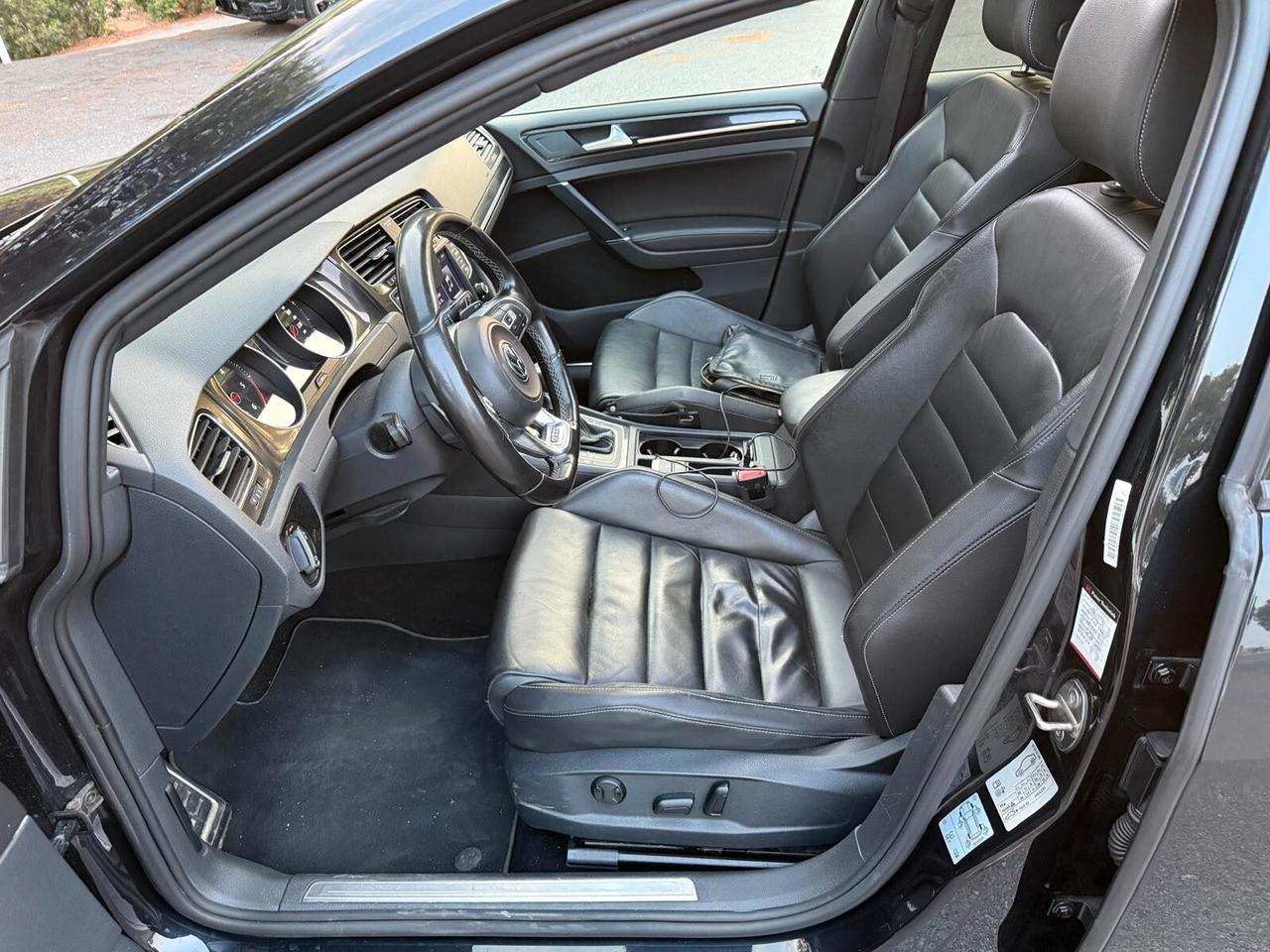 Volkswagen Golf GTD 2.0 TDI 5p. Business BlueMotion Technology