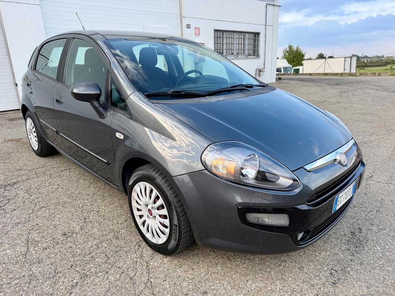 Fiat Punto Evo 1.4benz 2011 73.000km per neopatentati