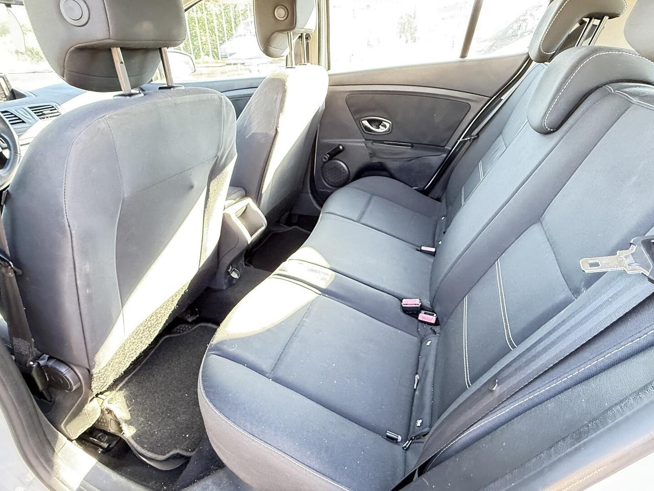 RENAULT MEGANE 1.5 DCI ADATTA NEOPATENTATI